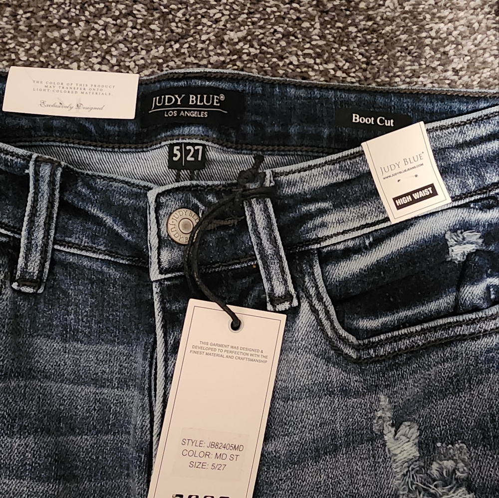 Judy Blue Bootcut Jeans - Picture 2 of 8